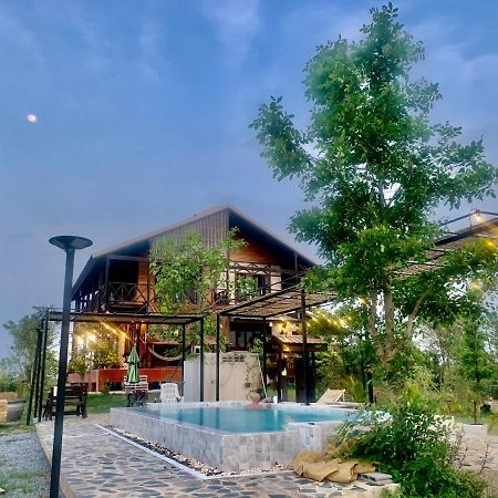 Rang Robin Farmstay With Swimming Pool Ban Wang Muang Екстер'єр фото